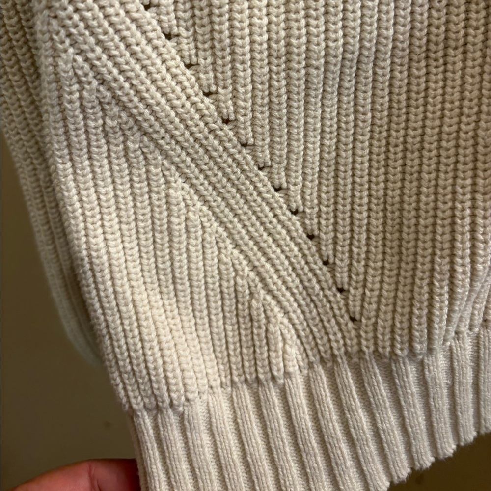 Who What Wear Cream Buttoned Cardigan Crochet Scalloped Collar Women’s Small - Picture 9 of 11